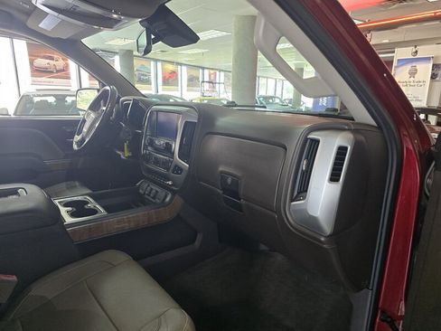Used 2017 GMC Sierra 1500 SLT AWD/4WD image 14