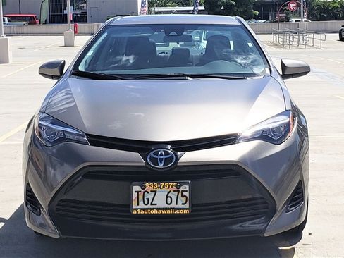 Used 2018 Toyota Corolla LE image 7