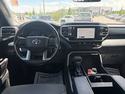 Used 2023 Toyota Tundra SR5 w/ SR5 Convenience Package AWD/4WD image 22