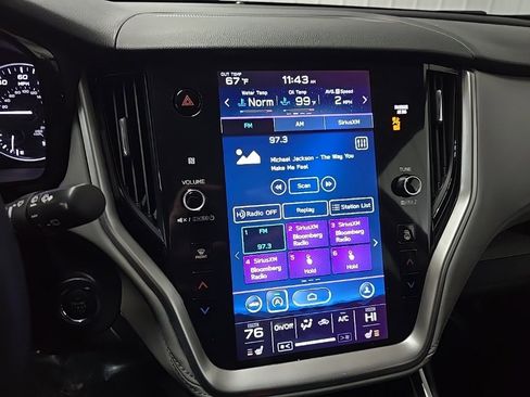 Used 2022 Subaru Outback Premium image 24