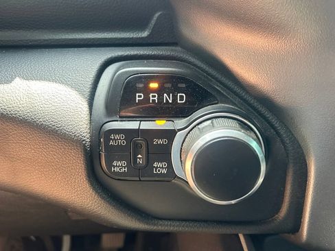 Used 2019 RAM 1500 Big Horn AWD/4WD image 29