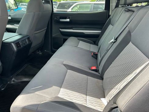 Used 2017 Toyota Tundra SR5 w/ SR5 Upgrade Package AWD/4WD image 17