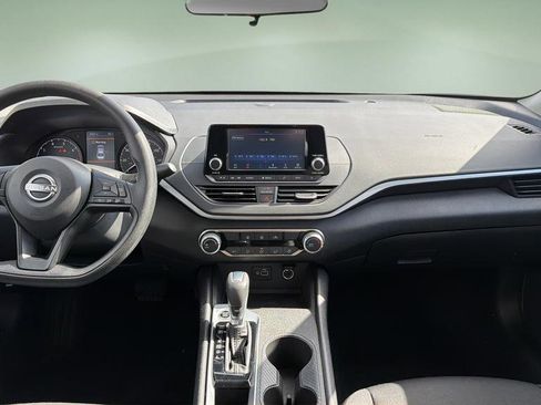 Certified 2024 Nissan Altima 2.5 S image 7