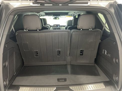 Used 2024 GMC Yukon AT4 w/ AT4 Premium Package AWD/4WD image 35