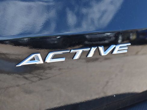 Used 2024 Ford Escape Active AWD/4WD image 6