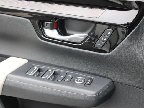Used 2025 Honda CR-V EX-L image 22