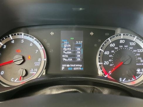 Certified 2020 Toyota Highlander LE AWD/4WD image 29