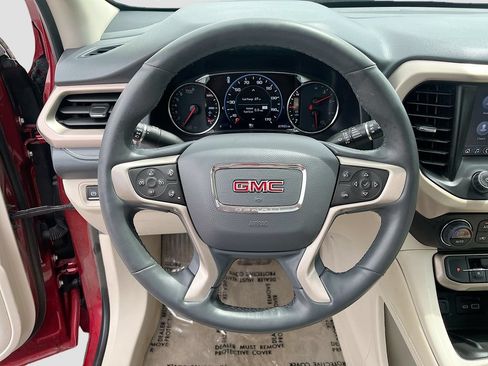Used 2023 GMC Acadia Denali w/ Denali Ultimate Package AWD/4WD image 11