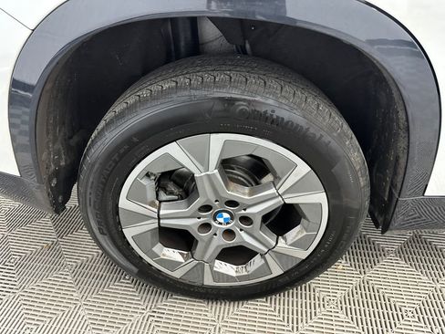 Used 2024 BMW X1 xDrive28i w/ Convenience Package image 19