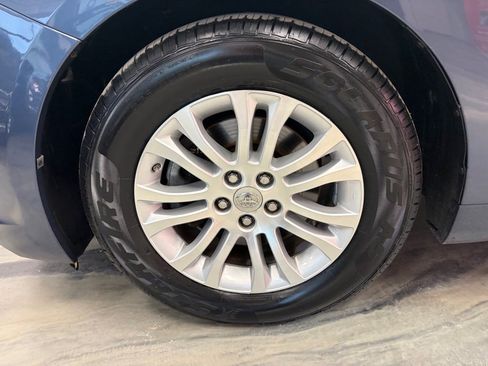 Used 2016 Toyota Sienna XLE Premium image 27