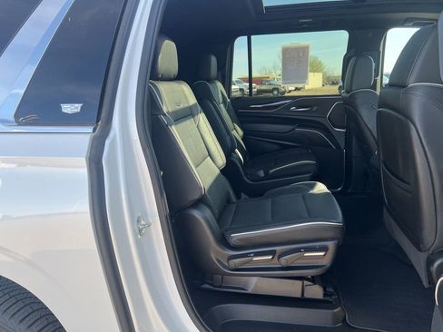 Certified 2023 Cadillac Escalade ESV Premium Luxury AWD/4WD image 22