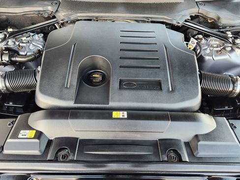 Certified 2022 Land Rover Range Rover Sport HSE Silver Edition image 36