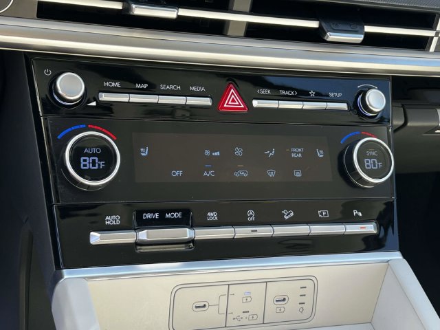 Certified 2026 Hyundai Santa Fe SEL AWD/4WD image 31
