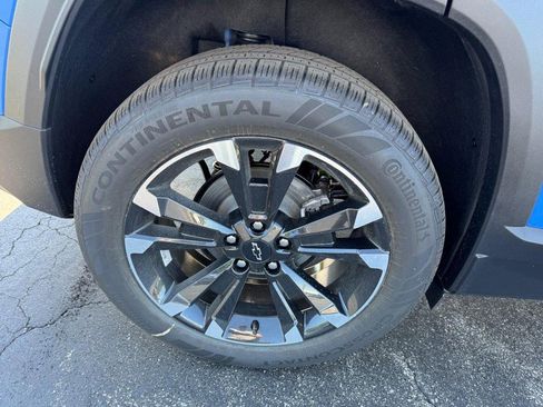 New 2026 Chevrolet Equinox RS w/ Convenience Package III FWD image 31