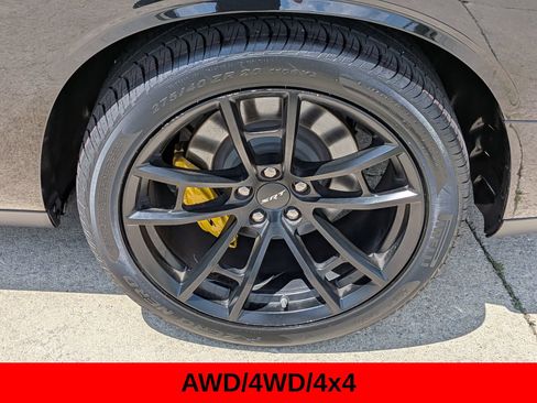 Used 2023 Dodge Challenger SRT Hellcat RWD image 11