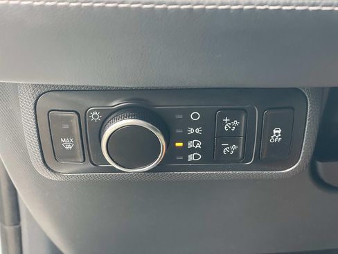 Certified 2023 Ford Mustang Mach-E Select RWD image 19