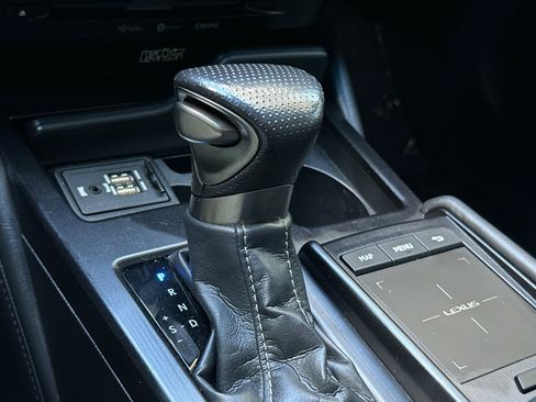 Used 2019 Lexus ES 350 F Sport w/ Accessory Package FWD image 17