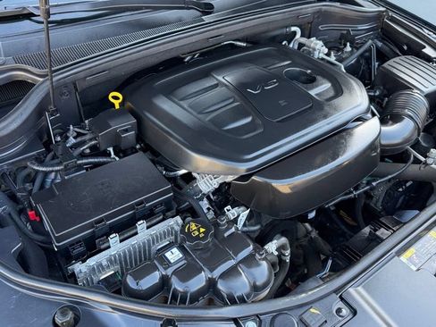 Used 2022 Dodge Durango SXT w/ Blacktop Package AWD/4WD image 29