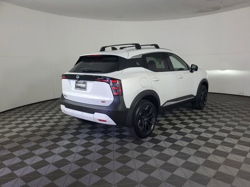 New 2026 Nissan Kicks SR w/ Illumination Package image 4