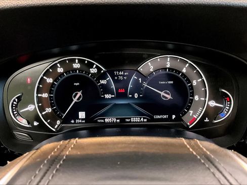 Used 2019 BMW 530i w/ Luxury Seating Package image 25