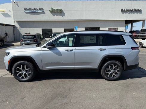 New 2025 Jeep Grand Cherokee L Limited w/ Trailer Tow Package image 3