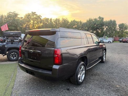 Used 2016 Chevrolet Suburban LT AWD/4WD image 4