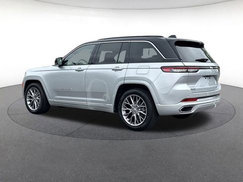 Certified 2025 Jeep Grand Cherokee Summit AWD/4WD image 3