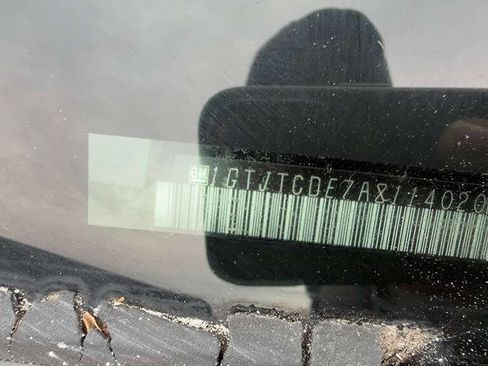 Used 2010 GMC Canyon SLE image 19