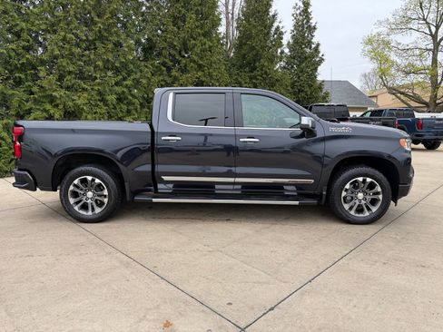 Used 2022 Chevrolet Silverado 1500 High Country w/ Max Trailering Package AWD/4WD image 32
