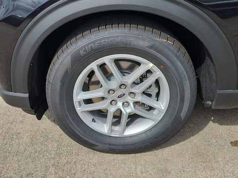New 2026 Ford Explorer Active w/ Active Comfort Package RWD image 19