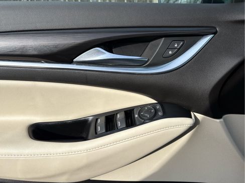 Used 2024 Buick Enclave Essence w/ Experience Buick Package image 31