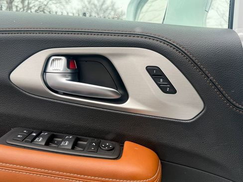 Used 2024 Chrysler Pacifica Pinnacle image 22