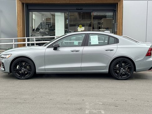 Used 2024 Volvo S60 B5 Plus image 5