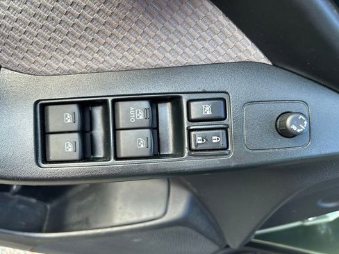 Used 2018 Subaru Forester 2.5i AWD/4WD image 17
