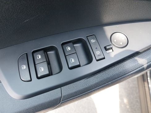 Used 2024 Kia Sportage LX image 15