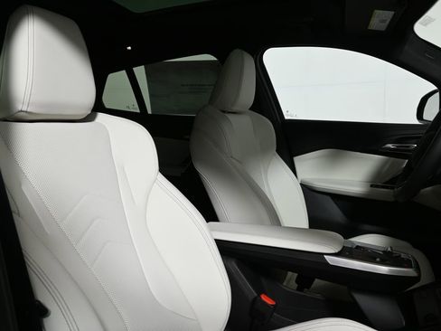 New 2026 BMW X2 xDrive28i w/ Technology Package image 34