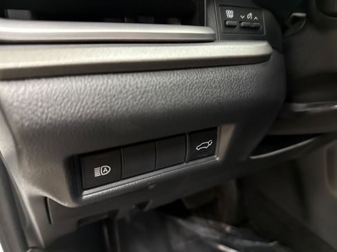 Certified 2024 Toyota Grand Highlander XLE image 32