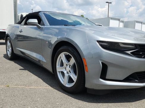 Used 2024 Chevrolet Camaro LT image 17