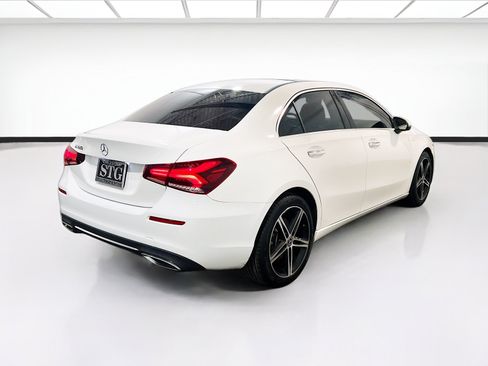 Used 2022 Mercedes-Benz A 220 image 4