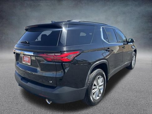 Used 2023 Chevrolet Traverse LT FWD image 3