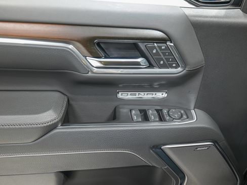 Used 2026 GMC Sierra 1500 Denali AWD/4WD image 13