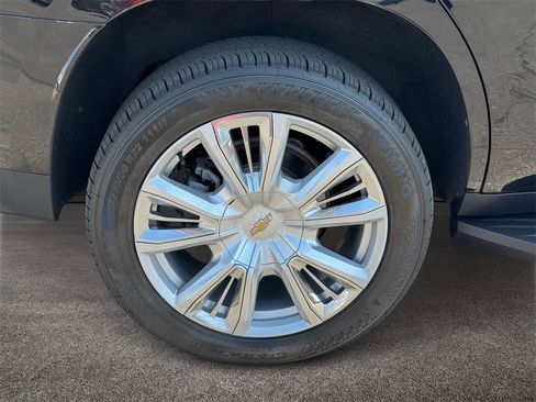 Used 2021 Chevrolet Tahoe High Country image 8