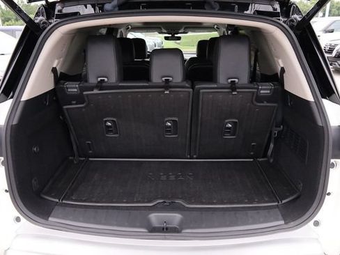 Certified 2024 Nissan Pathfinder SL w/ SL Premium Package AWD/4WD image 7