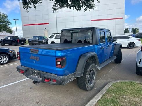 Used 2023 Jeep Gladiator Rubicon w/ LED Lighting Group AWD/4WD image 2