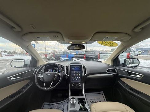 Used 2022 Ford Edge SEL w/ Convenience Package image 19
