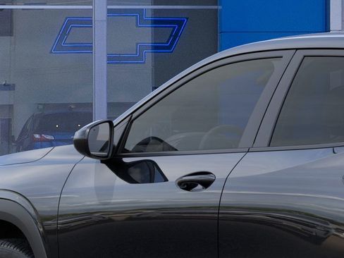 New 2026 Chevrolet Trax LS image 14