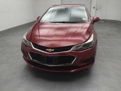 Used 2018 Chevrolet Cruze LT w/ Convenience Package FWD image 15