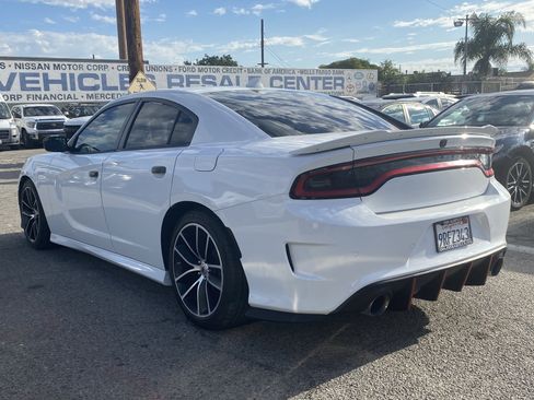 Used 2019 Dodge Charger R/T w/ Driver Confidence Group image 9