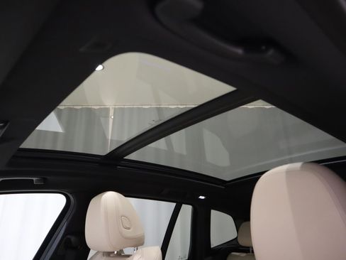 Used 2023 BMW X3 sDrive30i w/ Premium Package image 25