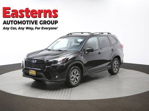 Used 2023 Subaru Forester Premium AWD/4WD image 60